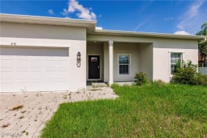 870 Columbia Street, Port Charlotte, FL 33948 - MLS#225073973