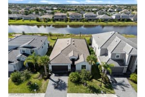2560 Kona Way, Naples
