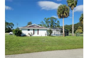 2507 2nd Street, Lehigh Acres, FL 33936 - MLS#225074001