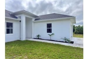 523 Harry Thayer Avenue, Lehigh Acres, FL 33974 - MLS#225074009