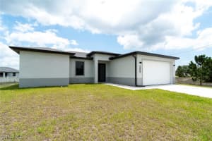 4209 25th Street, Lehigh Acres, FL 33976 - MLS#225074044