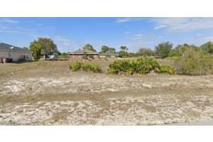 2612 40th Street, Lehigh Acres, FL 33976 Sold 12/01/25