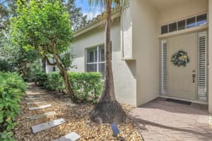 837 Vistana Circle, Naples, FL 34119 - MLS#225074058