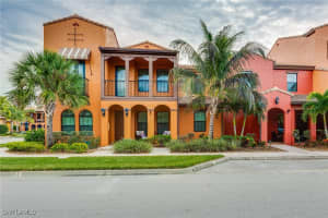 9082 Capistrano St N 48-5, Naples