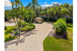 4520 Southern Breeze Drive, Naples, FL 34114 - MLS#225074090