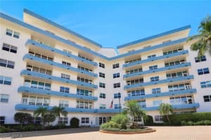 220 Seaview Court, Marco Island, FL 34145 Sold 10/21/25