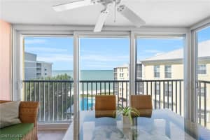 3483 Gulf Shore Blvd N 605, Naples