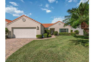 825 Reef Point Cir, Naples
