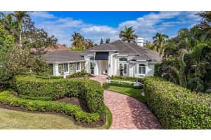 15270 Burnaby Drive, Naples, FL 34110 - MLS#225074215