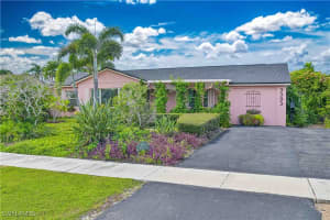 3393 Malaga Way, Naples, FL 34105 - MLS#225074218