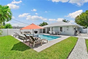 521 102nd Avenue, Naples, FL 34108 - MLS#225074260