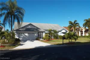 431 Dundee Court, Naples, FL 34104 - MLS#225074283