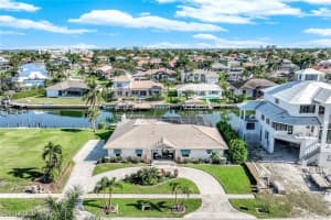 581 Spinnaker Drive, Marco Island, FL 34145 - MLS#225074309