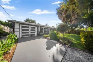 2130 Golden Gate Blvd W, Naples