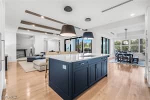 1130 3RD AVE S Avenue, Naples, FL 34102 - MLS#225074330