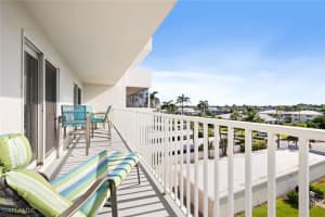 1977 Gulf Shore Boulevard, Naples, FL 34102 - MLS#225074340