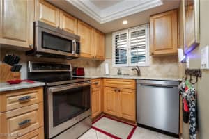 271 Southbay Drive, Naples, FL 34108 - MLS#225074356