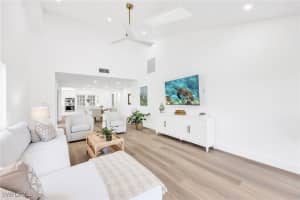 34 Water Oaks Way, Naples, FL 34105 - MLS#225074364