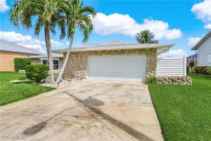 1935 36th Terrace, Cape Coral, FL 33904 - MLS#225074367