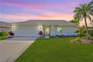 3302 Arlette Dr, Naples