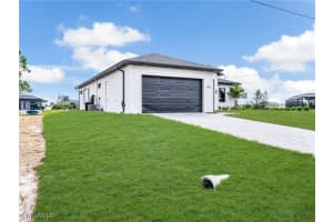 2001 17th Place, Cape Coral, FL 33993 - MLS#225074405