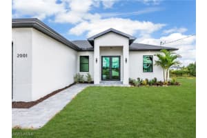 2001 17th Place, Cape Coral, FL 33993 - MLS#225074405