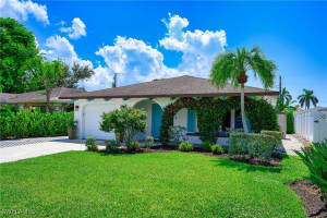 686 95th Ave N, Naples