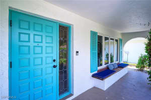 686 95th Avenue, Naples, FL 34108 - MLS#225074412
