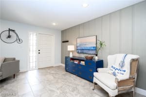 686 95th Avenue, Naples, FL 34108 - MLS#225074412