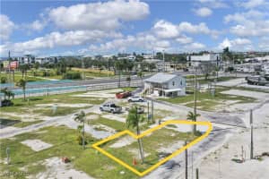 19281 #45 San Carlos Boulevard, Fort Myers Beach, FL 33931 - MLS#225074430