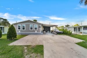 16 Derhenson Dr, Naples