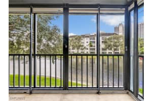 900 Arbor Lake Drive, Naples, FL 34110 - MLS#225074444