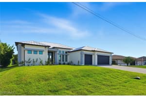 609 38TH Avenue, Cape Coral, FL 33993 - MLS#225074463