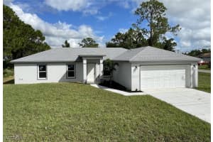 2100 15th Street, Lehigh Acres, FL 33972 - MLS#225074485