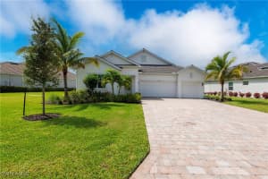 13528 Blue Bay Circle, Fort Myers, FL 33913 - MLS#225074529