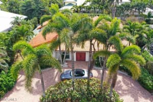 778 Broad Court, Naples, FL 34102 - MLS#225074548
