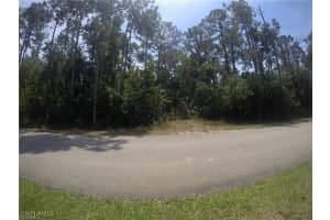 5700 Cedar Tree Lane, Naples, FL 34116 - MLS#225074554