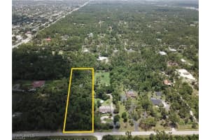 5700 Cedar Tree Lane, Naples, FL 34116 - MLS#225074554