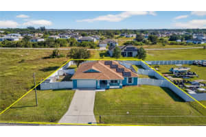 3922 20th Street, Lehigh Acres, FL 33971 - MLS#225074596