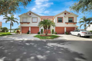 613 Windsor Sq 101, Naples