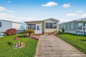 53 La Fonda Lane, North Fort Myers, FL 33903 - MLS#225074621