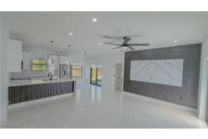 401 17th Street, Lehigh Acres, FL 33972 - MLS#225074683