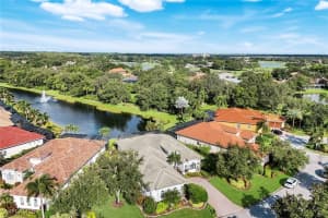 5799 Hammock Isles Drive, Naples, FL 34119 - MLS#225074690