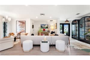 230 Georgetown Blvd 45, Naples