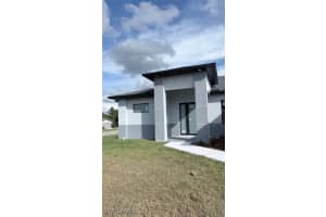 922 Richmond Avenue, Lehigh Acres, FL 33972 - MLS#225074730