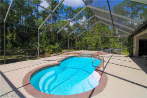 311 31st St Nw, Naples