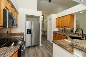 311 31st Street, Naples, FL 34120 - MLS#225074731