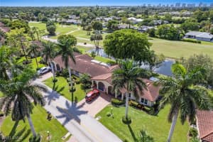 1037 Forest Lakes Drive, Naples, FL 34105 - MLS#225074736