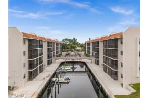 9395 Pennsylvania Avenue, Bonita Springs, FL 34135 - MLS#225074739