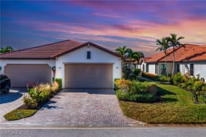 1511 Oceania Drive, Naples, FL 34113 - MLS#225074761